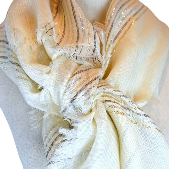 ECHO Made in Japan Vintage Cream Large Scarf Wrap with Metallic Threads - Picture 7 of 8